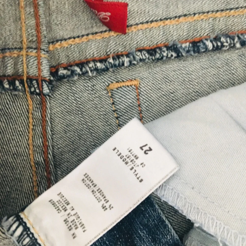 Guess denim shorts 27